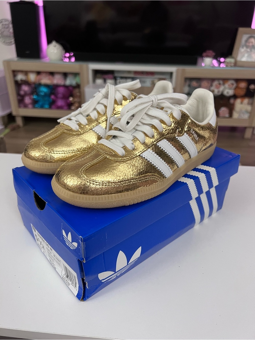 adidas Gold Metallic Samba Sneakers with White Stripes - Picture 3 of 7